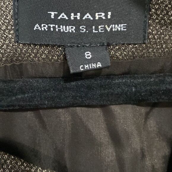 Arthur S. Levine Tahari Brown Dress 8 - Picture 5 of 7